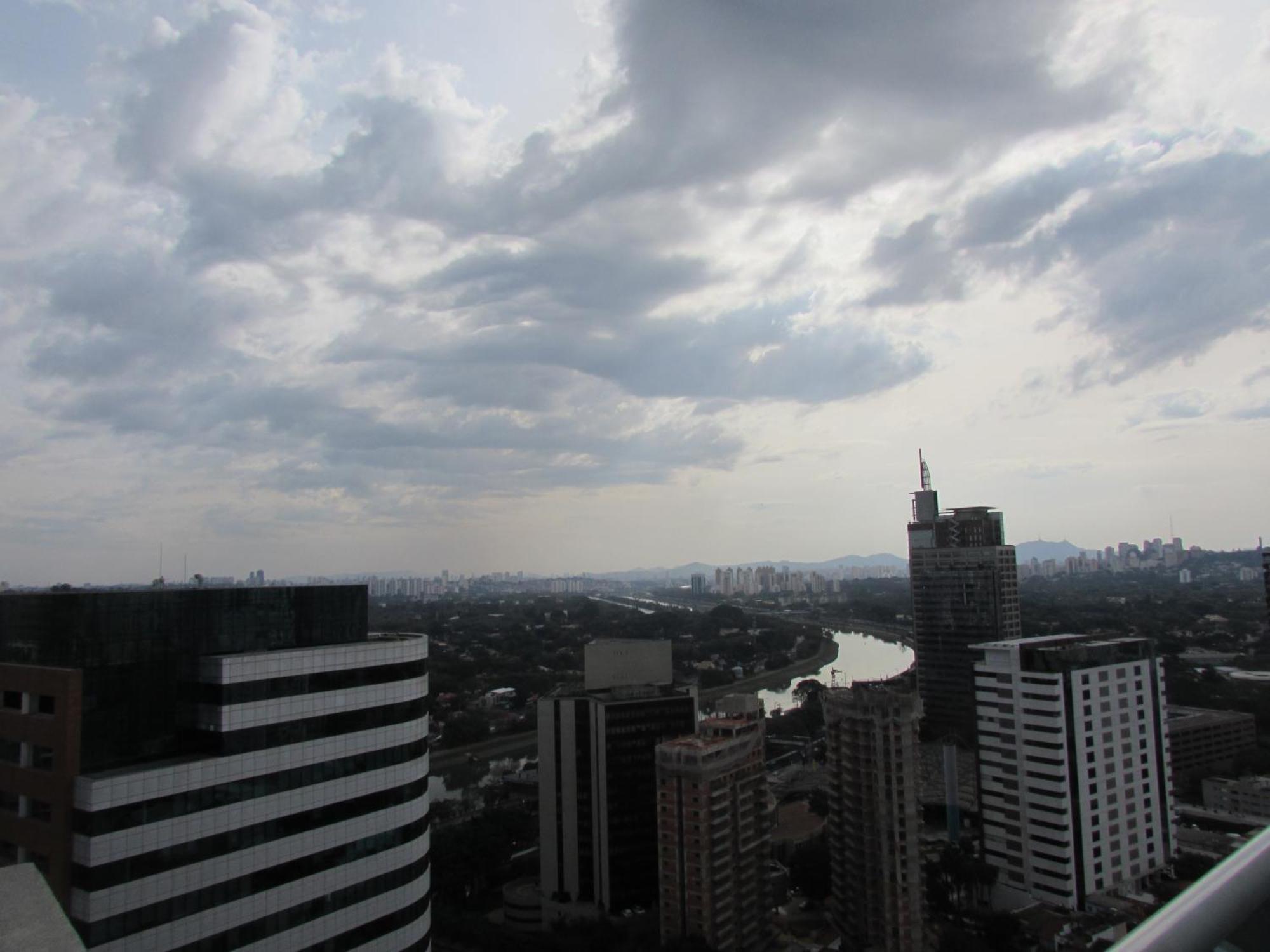 Summit , Metro Pinheiros Apartamento